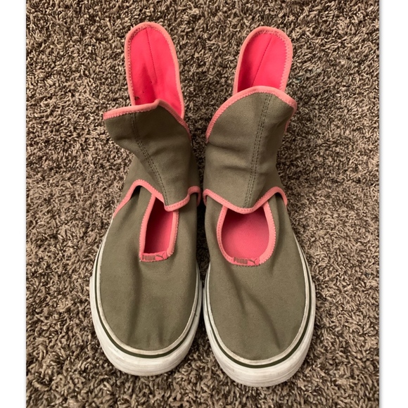 Safari Green Puma Sneakers - Picture 2 of 2